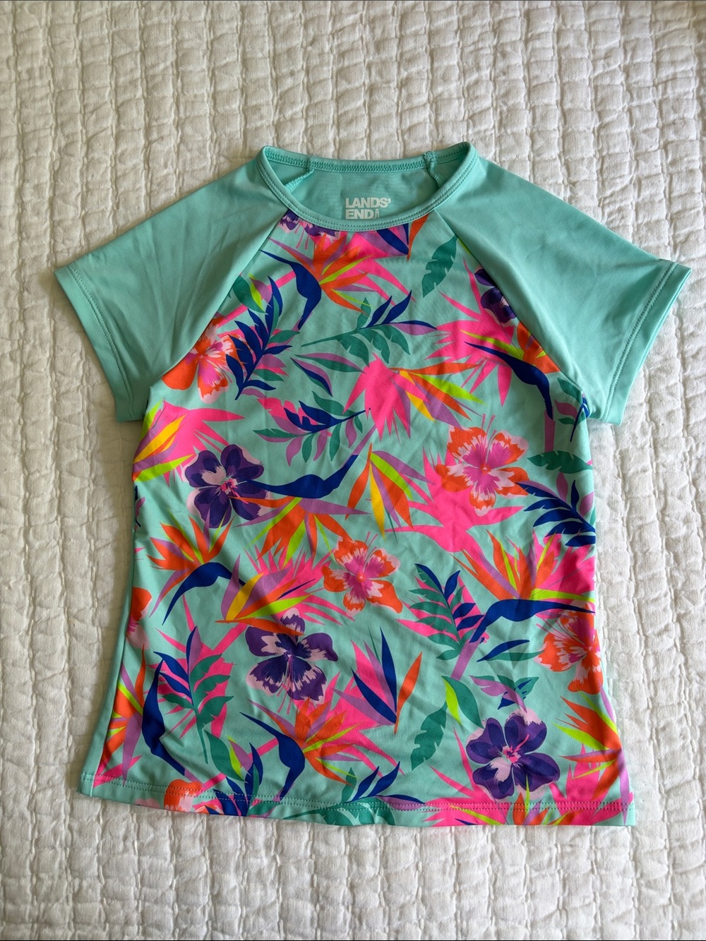 Lands End chlorine resistant short sleeve rash guard